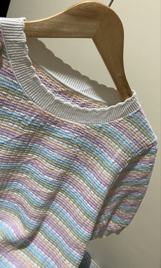 Multi color stripe knitted top(Ukay/Pre-loved) (Category: Blouses) located in Pangil. Submitted by shiy_shiy05 (Listing ID 1438936518, Image 2). Description: 📌No rush Shipping 📌need wash.