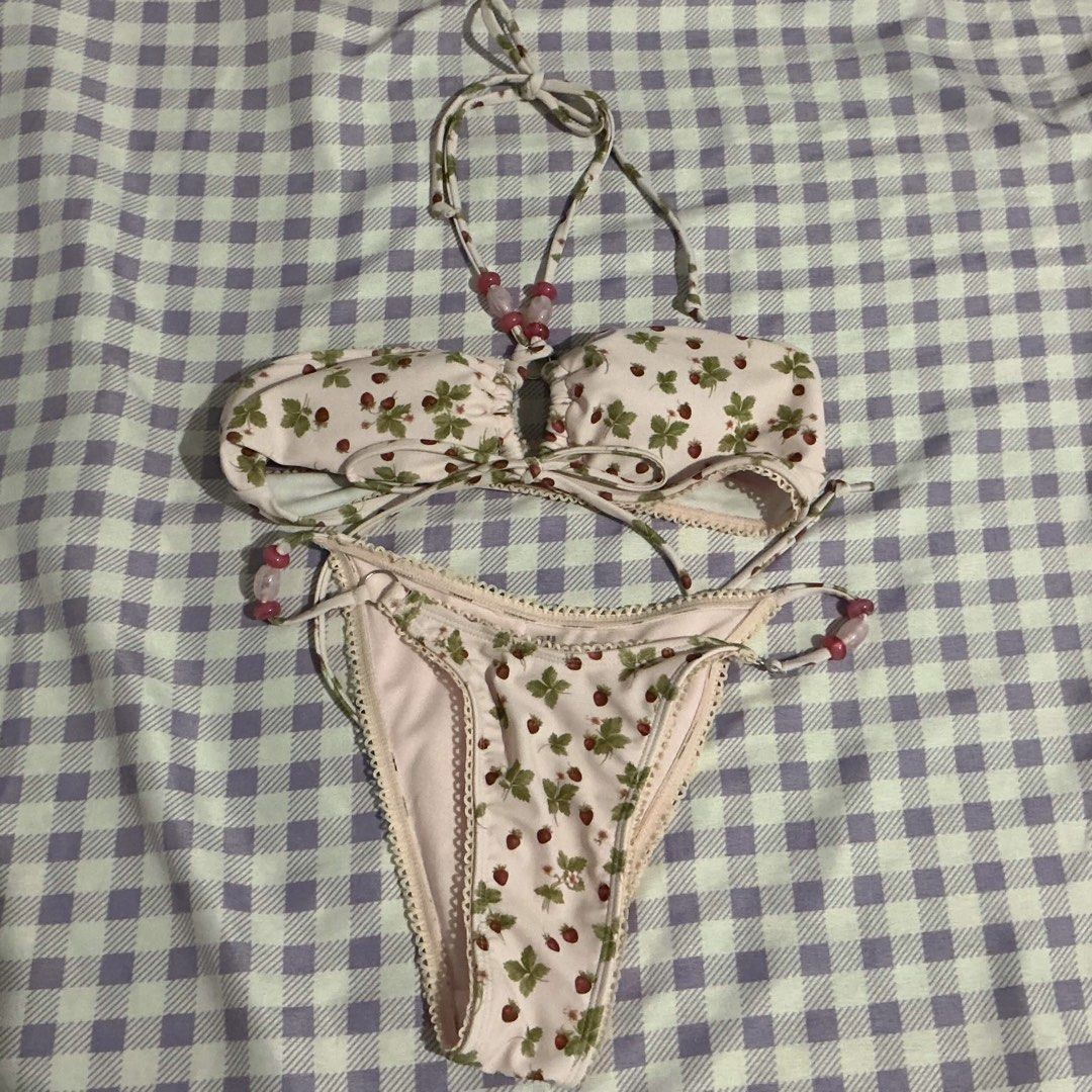 Musera Resort Strawberry Print Bikini XS (Category: Bikinis & Swimsuits) located in Batangas. Submitted by fairycentral (Listing ID 1439381199, Image 2). Description: bnw never worn rfs too small for me orig price when bought attached.