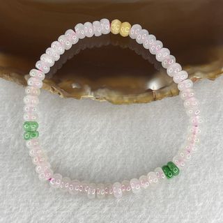 (Category: ) located in . Submitted by huangsjadeiteandjewelry (Listing ID 1439286468, Image 1). Description: .