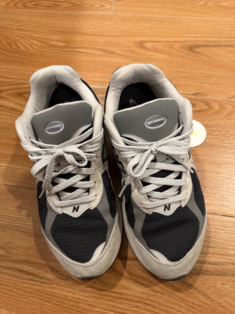 New Balance 2002R Sneakers (Category: Sneakers) located in Manila. Submitted by dc_3187 (Listing ID 1439314584, Image 3). Description: Used size 9 new balance original, no box no extra laces .