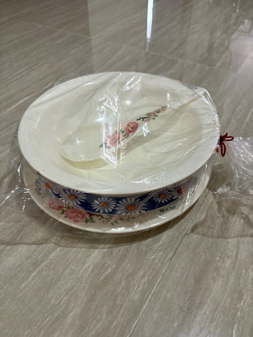 New Floral Dinnerware Set461372444703477760