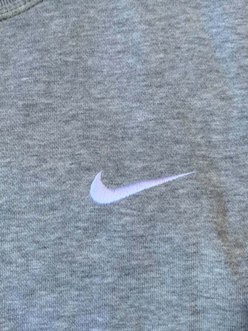Nike Crewneck Sweatshirt - Gray (Category: Coats, Jackets and Outerwear) located in Cabanatuan. Submitted by zufinds (Listing ID 1439311415, Image 3). Description: Nike longsleeve fleece blue tag ‎YEAR 2000 ‎27/22 DIMES ‎ ‎issue need wash dm me for more pictures luzon location.