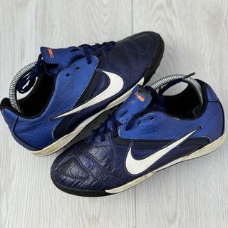 (Category: ) located in . Submitted by nike.store (Listing ID 1439286173, Image 1). Description: .