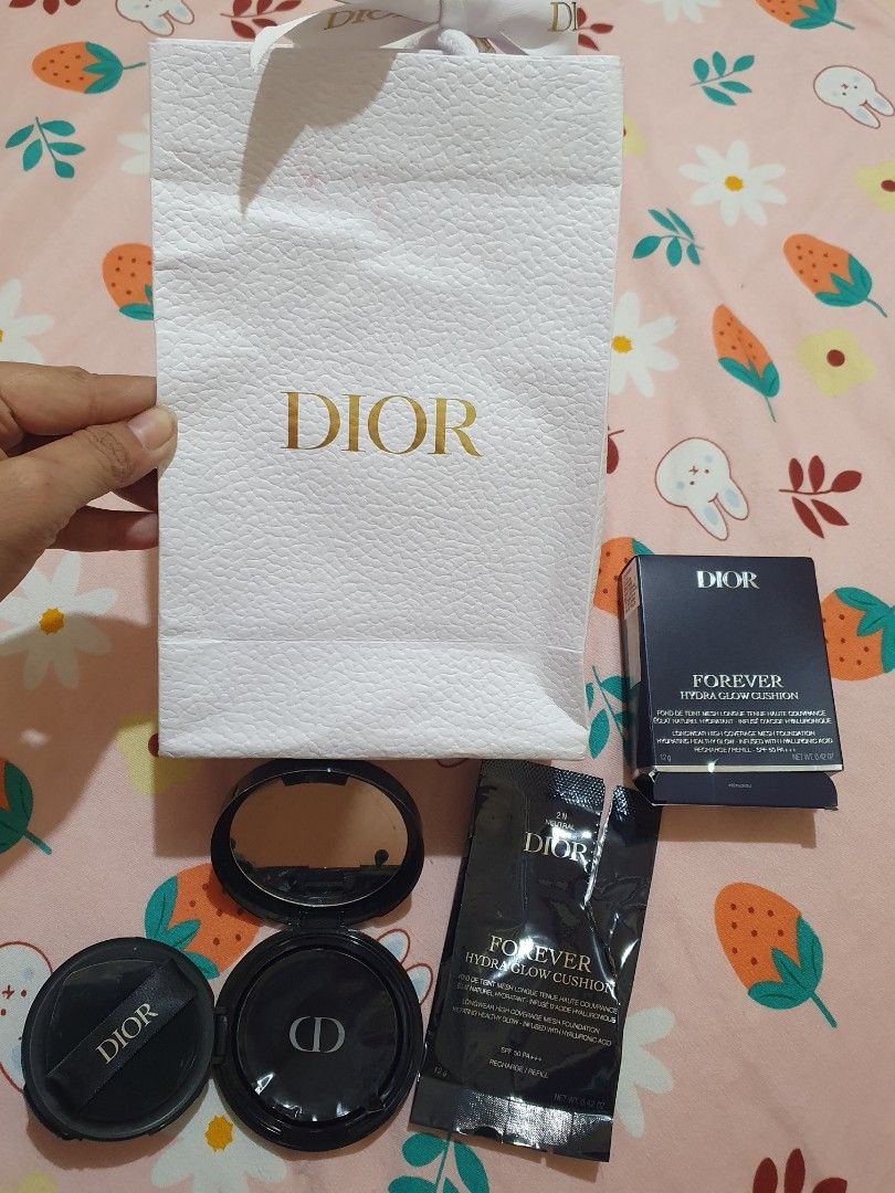 original dior cushion (Category: Makeup) located in Manila. Submitted by mary4ever201141 (Listing ID 1439296615, Image 3). Description: twice used original 90% full.