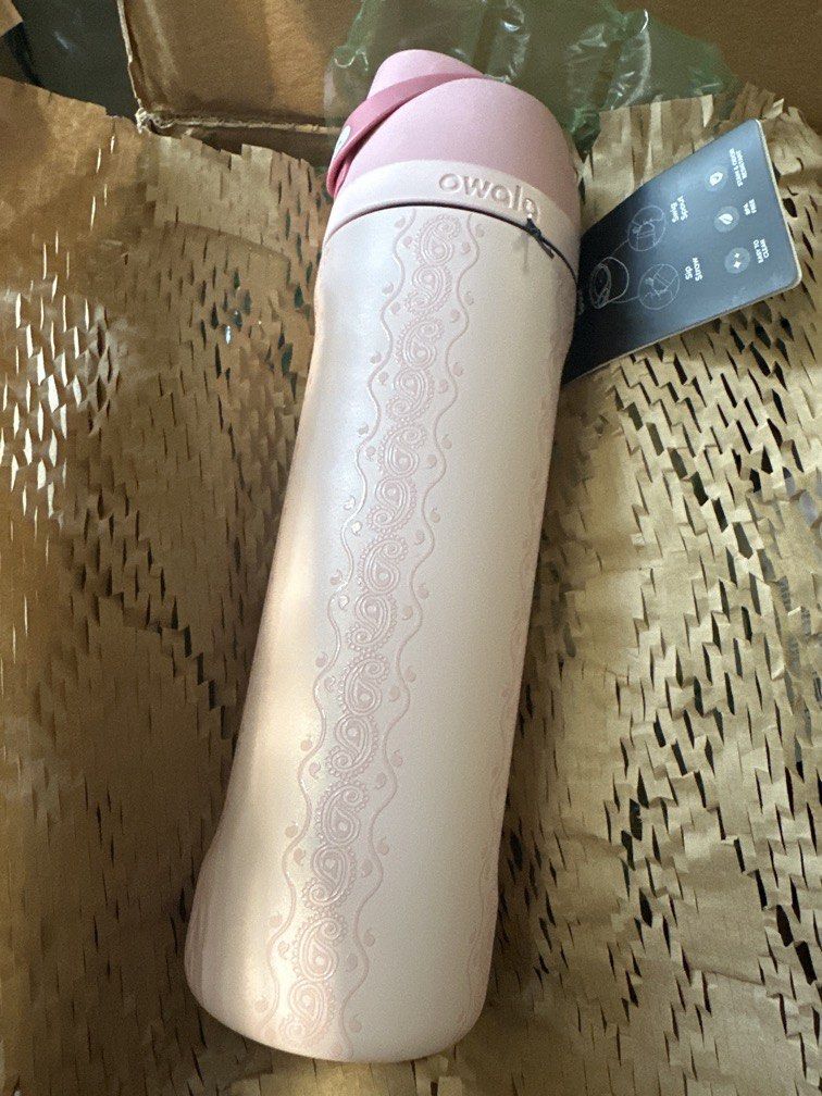 OWALA 24oz FREESIP PAINTED CANYON (Category: Water Bottles & Tumblers) located in Quezon City. Submitted by cai_wong (Listing ID 1439325848, Image 1). Description: .
