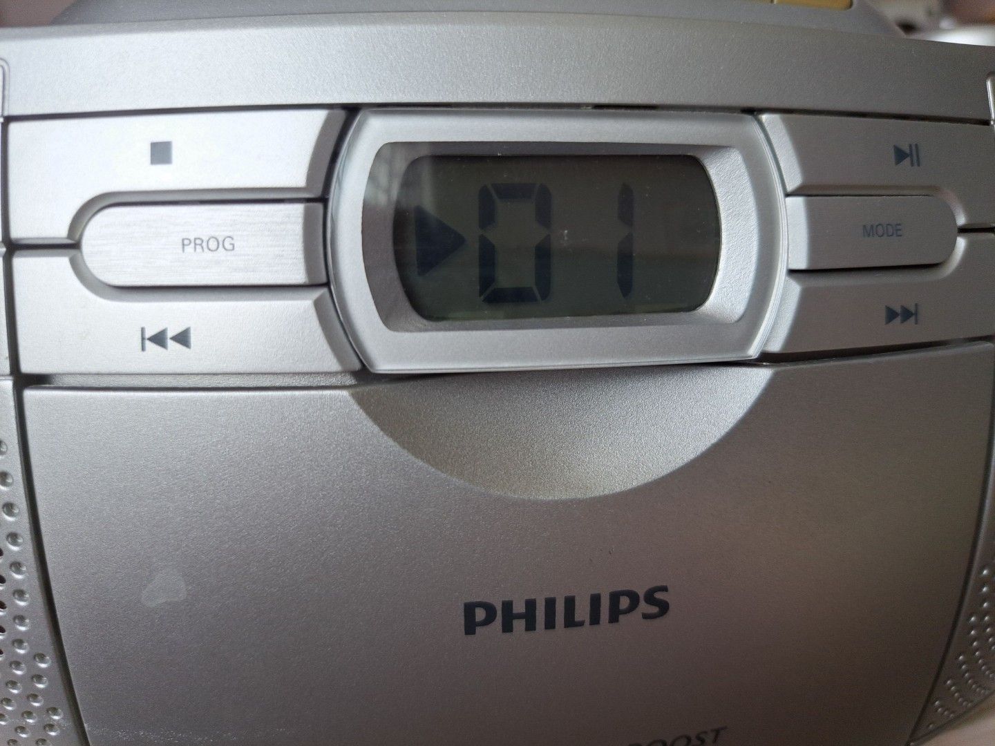 Philips CD Soundmachine AZ1027460930279874897921