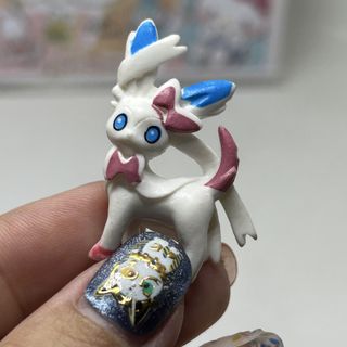 (Category: ) located in . Submitted by kitsune.treasures (Listing ID 1439359944, Image 1). Description: .