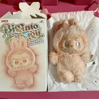 (Category: ) located in . Submitted by preloved_n_reloved (Listing ID 1439334691, Image 1). Description: .