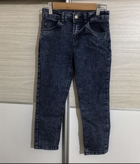 (Category: ) located in . Submitted by preloved_items_j (Listing ID 1439256065, Image 1). Description: .