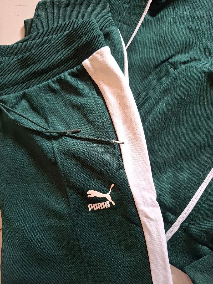 Puma Tracksuit Set MIDYEAR SALE (Category: Sets & Coordinates) located in Bulacan. Submitted by firsthand_personalstuff (Listing ID 1439275416, Image 3). Description: Steal Price!!! Authentic Puma T7 Track Suit Unisex Jacket size XS Jogger size S 2000 for both 1500 each pass as new wore once only in SG pinangOOTD lang rfs: mahaba sken *discolouration due to camera lighting *all items are from brandnew condition .