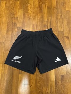 (Category: ) located in . Submitted by goodwardrobeclearance (Listing ID 1439387812, Image 1). Description: .