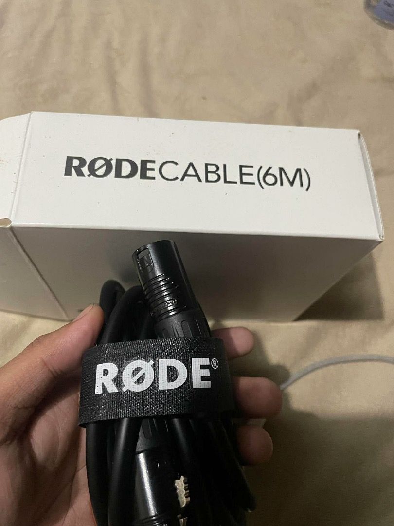 Rode NT1 Signature Series Microphone (Category: Microphones) located in Legazpi City. Submitted by gerliemej34718 (Listing ID 1439332079, Image 3). Description: - Rode NT1 Signature Series microphone (black) - Includes Rode cable (6 meters) - SM6 shock mount with pop filter - Comes with original box, pouch, and documentation.