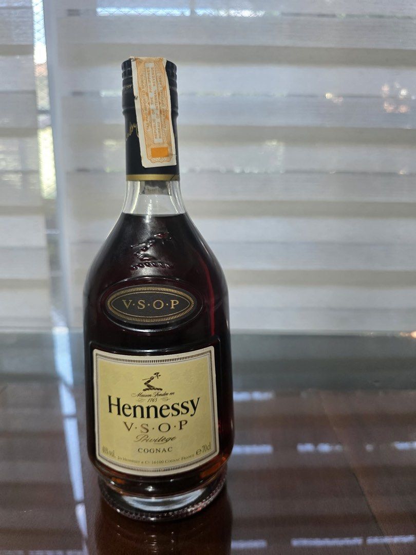SEALED - Hennessy VSOP 700ml (Category: Beverages) located in Quezon City. Submitted by uniji_everydayshop (Listing ID 1439281529, Image 1). Description: Hennessy V.S.O.P Privilège is a balanced cognac, expressing 200 years of Hennessy’s know-how. The fruit of nature’s uncertainties, this unique blend has tamed the elements to craft and embody the original concept of cognac. The emotion awakened by the pleasure of tasting it continually reveals n