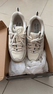 （分類：）位於 。 由 sellman17 提交（商品編號 1439256026，圖片 1）。簡介： 。