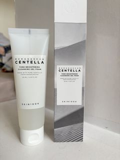 (Category: ) located in . Submitted by skincare_niche (Listing ID 1439323102, Image 1). Description: .