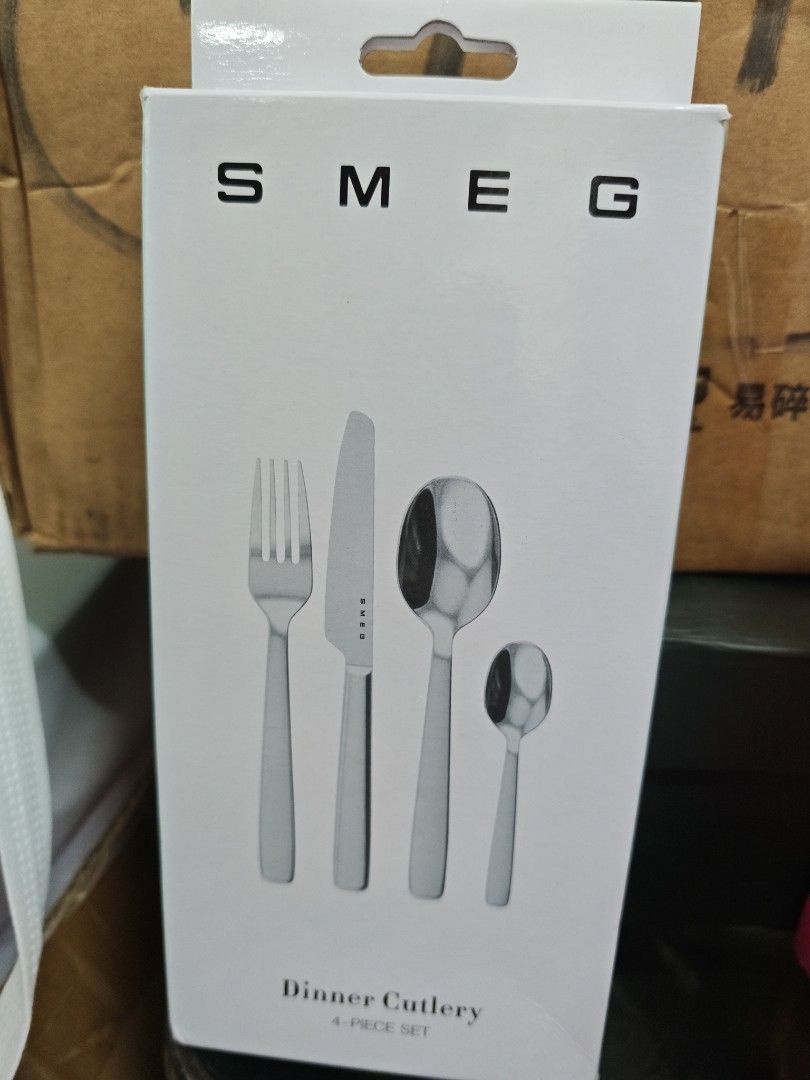 Smeg Dinner Cutlery 4-Piece Set461011367075532800