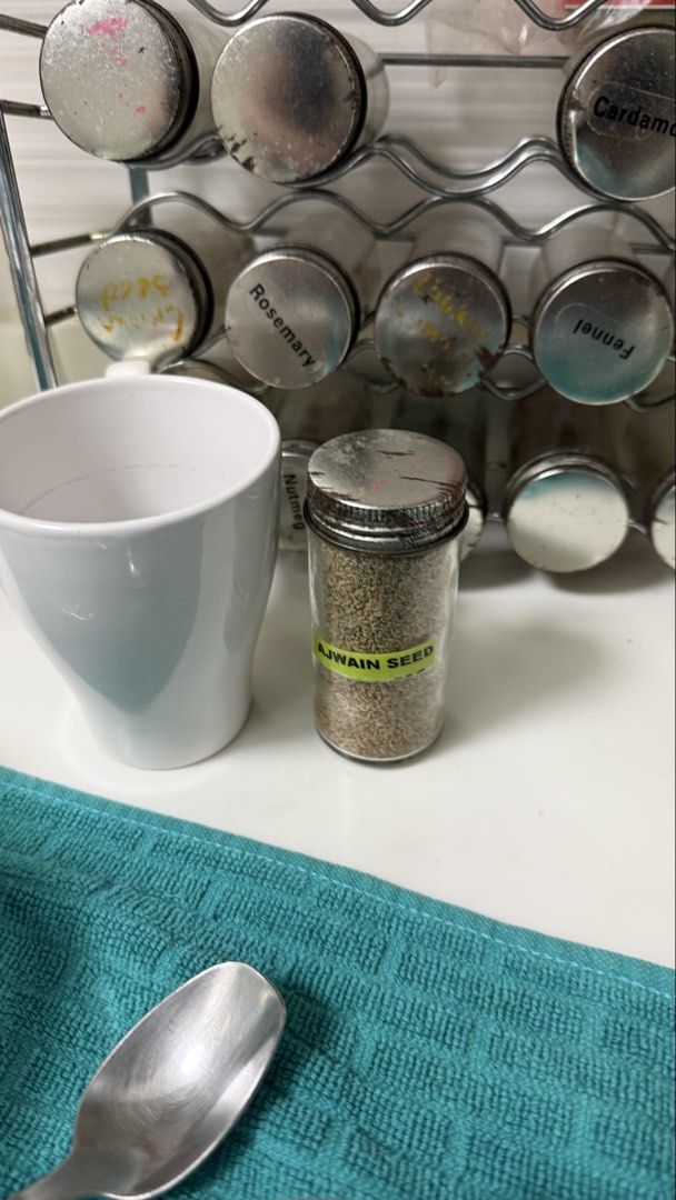 Spice Rack461488750656245761