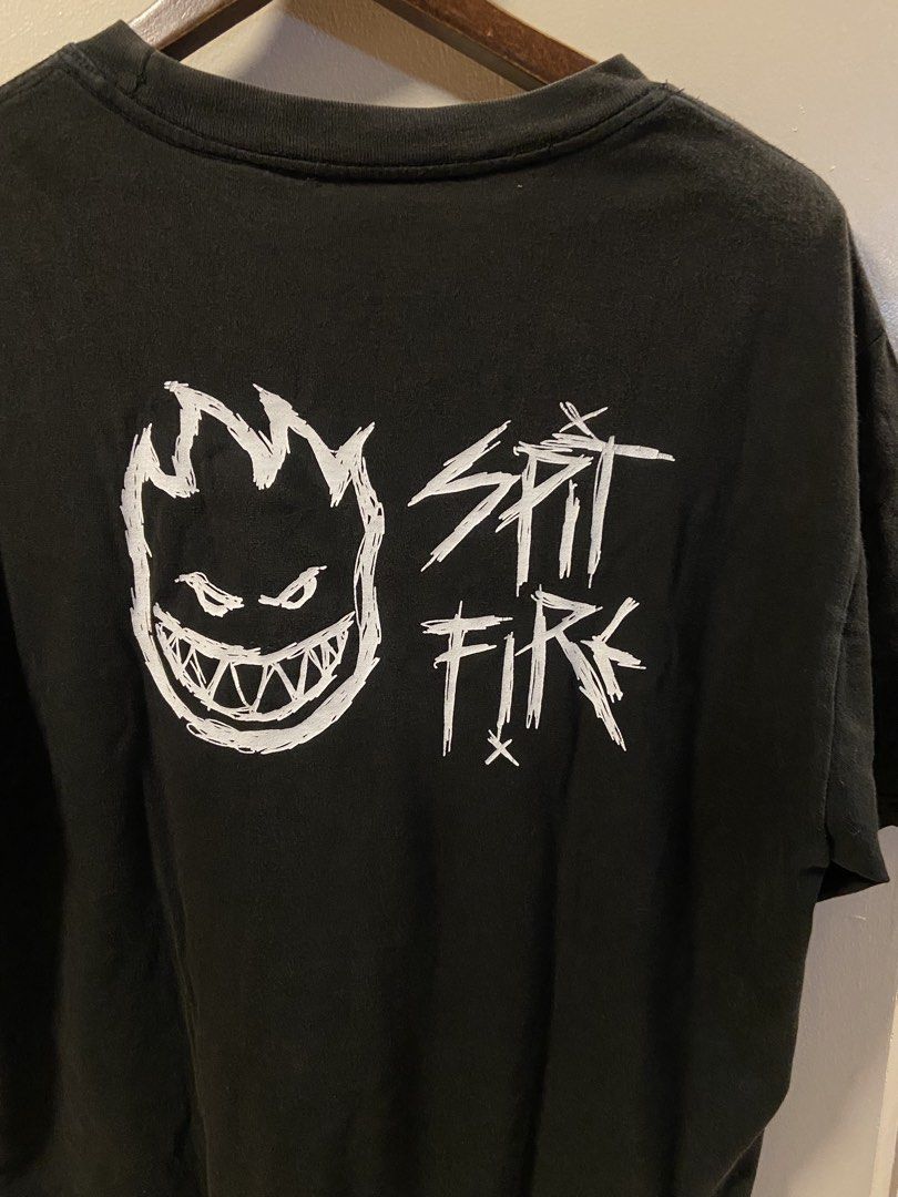 Spit Fire | Medium - Large | 21x28.5 | Good condi (Category: Tshirts & Polo Shirts ) located in Davao. Submitted by payts.wruh (Listing ID 1439316540, Image 2). Description: Spit Fire | Medium - Large | 21x28.5 | Good condi minor hairlines 2 pinholes see photos for dets.