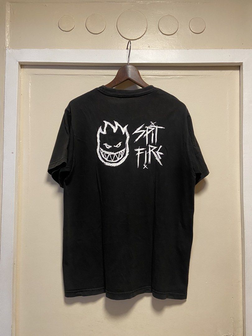 Spit Fire | Medium - Large | 21x28.5 | Good condi (Category: Tshirts & Polo Shirts ) located in Davao. Submitted by payts.wruh (Listing ID 1439316540, Image 1). Description: Spit Fire | Medium - Large | 21x28.5 | Good condi minor hairlines 2 pinholes see photos for dets.