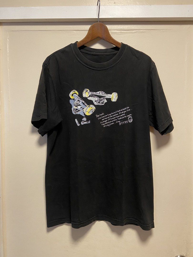 Spit Fire | Medium - Large | 21x28.5 | Good condi (Category: Tshirts & Polo Shirts ) located in Davao. Submitted by payts.wruh (Listing ID 1439316540, Image 3). Description: Spit Fire | Medium - Large | 21x28.5 | Good condi minor hairlines 2 pinholes see photos for dets.