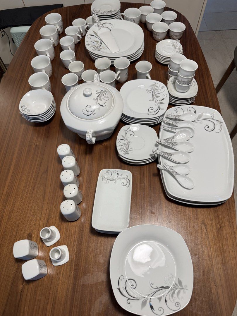 Tablewear set461126266457968641