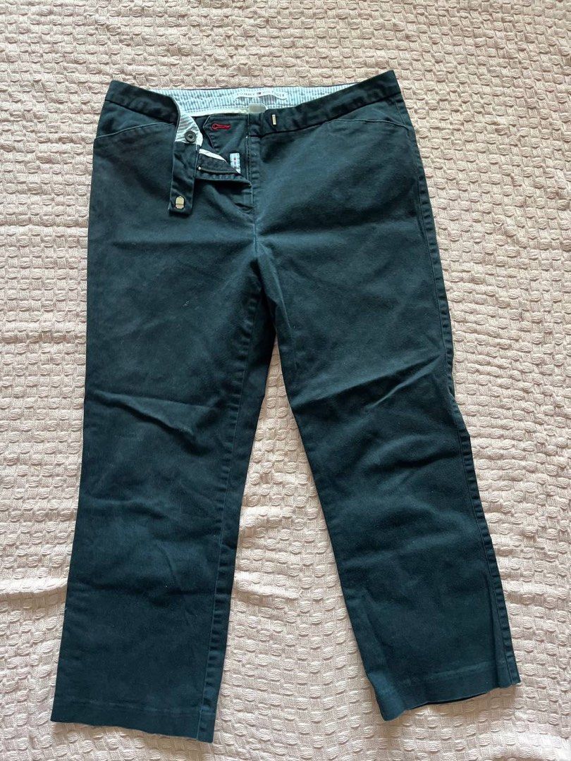 Tommy Hilfiger Cropped Pants Size 30 (Category: Jeans) located in Mandaluyong City. Submitted by beangoose (Listing ID 1439402350, Image 1). Description: - Tommy Hilfiger cropped pants - Classic button and zipper closure - Tailored fit - Subtle striped waistband detail - Made from durable fabric - Suitable for various occasions - A versatile wardrobe addition.