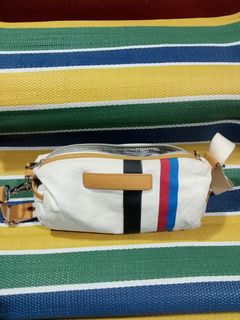 (Category: ) located in . Submitted by zero2mthrift (Listing ID 1439383794, Image 1). Description: .