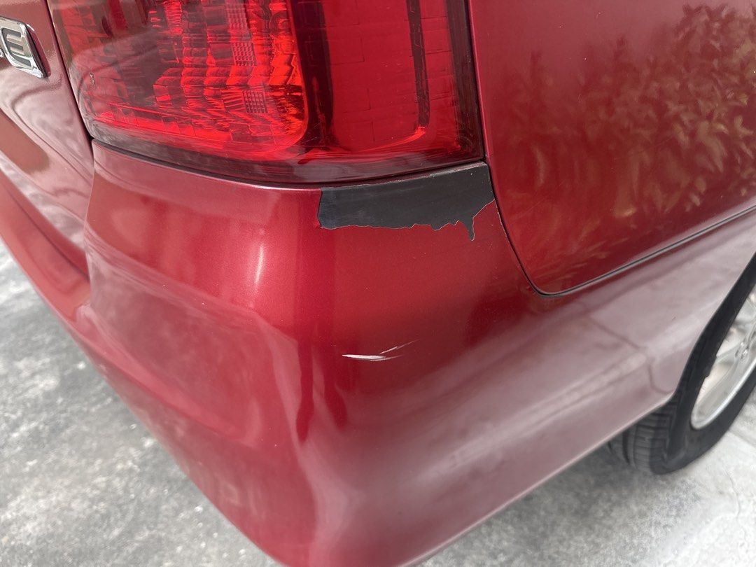 Toyota Innova (Category: Used Cars) located in Manila. Submitted by cocosamsun17322 (Listing ID 1324288814, Image 2). Description: vgood running condition with minor scratch bago pa gulong- malamig aircon.