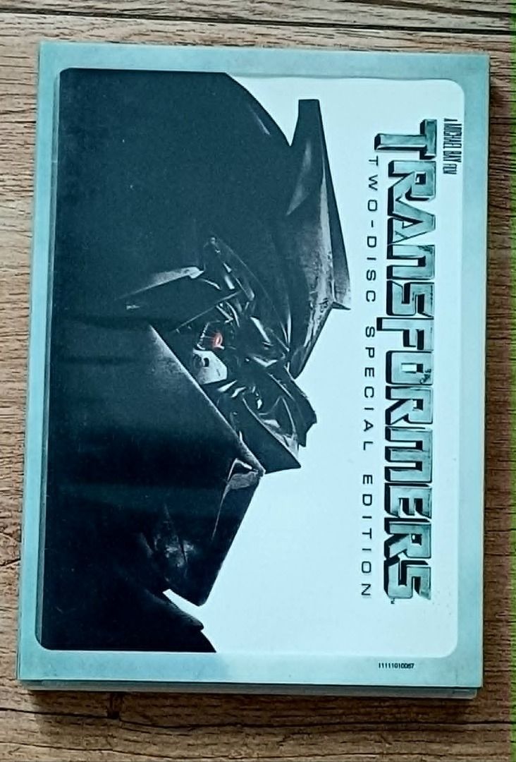 TRANSFORMERS - 2 DISC SPECIAL EDITION (Category: CDs & DVDs) located in Santa Rosa. Submitted by shop_by_terri (Listing ID 1439364408, Image 1). Description: - TRANSFORMERS DVD set - Two-disc edition - Includes the movie and special features.