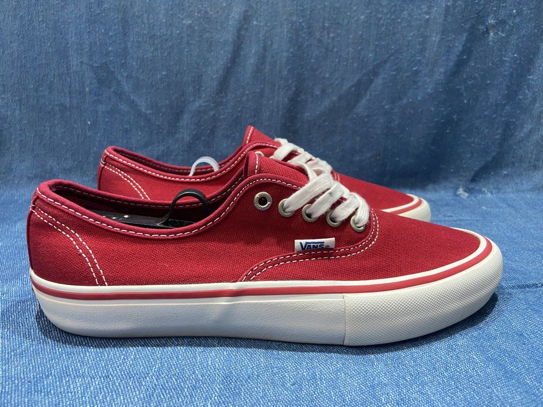 Vans Authentic Pro Red (Category: Sneakers) located in Cebu City. Submitted by jvlz97 (Listing ID 1439357985, Image 1). Description: Excellent Condition No Box.