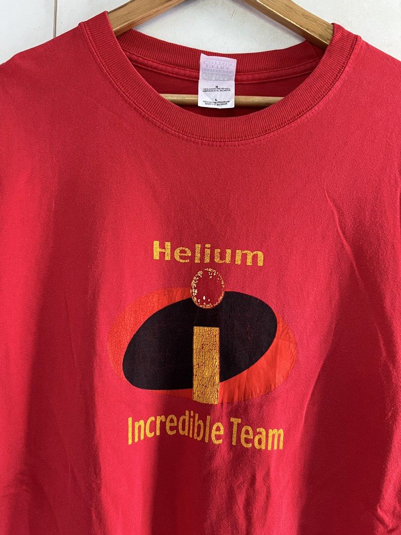 Vintage Disney The Incredible (Category: Tshirts & Polo Shirts ) located in Panabo. Submitted by gleojan (Listing ID 1439323565, Image 3). Description: Vintage Disney Pixar, issue got crack print see photo solid back hit size 21.5 x 30 xl 350 +shipping fee.