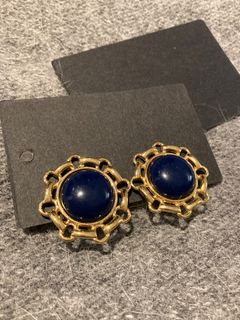 由 Carolineee (刊登 ID 1439347186，圖片 1) 提交，位於 的 (類別：)，說明：。