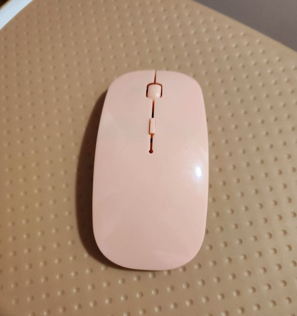 White mini keyboard and Pink Wireless Mouse460941986470963202