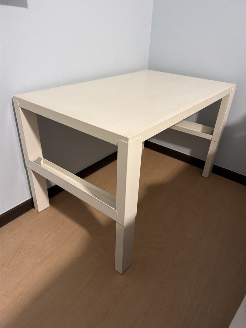 White Rectangular Table (children) (Category: Tables & Sets) located in Singapore. Submitted by hellobam (Listing ID 1439392204, Image 1). Description: .