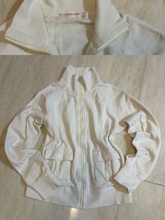 (Kategori: ) berada di . Dikirim oleh acaipreloved (ID iklan 1439352634, Gambar 1). Deskripsi: .