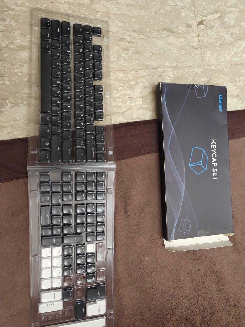 Womier low profile Keycap Set - Black and White461054470898984960