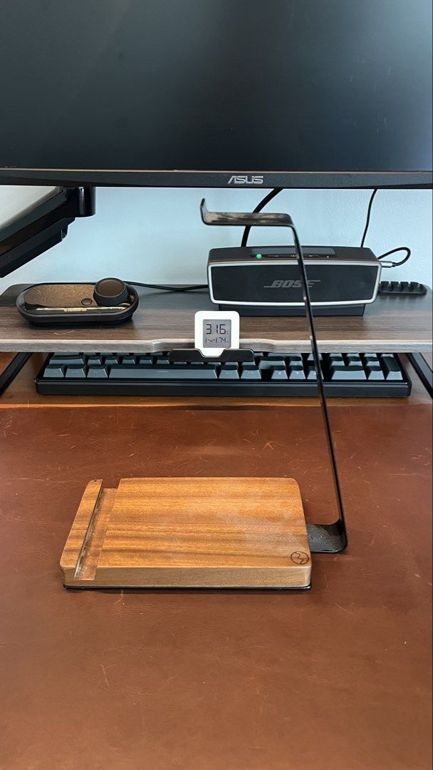 Wooden Headphone Stand (Category: Headphones & Headsets) located in San Juan City. Submitted by kaelarafer (Listing ID 1439399003, Image 2). Description: Wooden Headphone Stand Well used No flaws; just needs cleaning One for ₱400, both for ₱600 RFS: Decluttering .