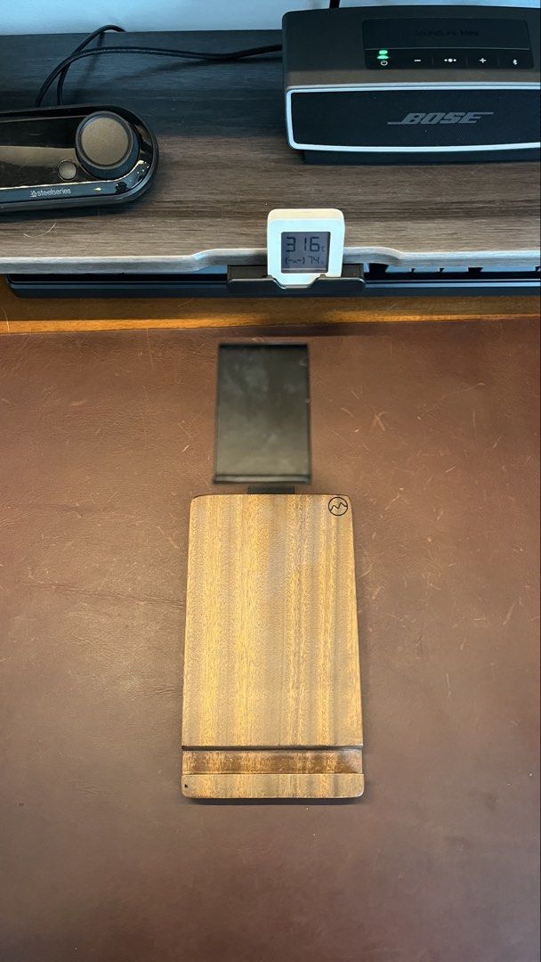 Wooden Headphone Stand (Category: Headphones & Headsets) located in San Juan City. Submitted by kaelarafer (Listing ID 1439399003, Image 3). Description: Wooden Headphone Stand Well used No flaws; just needs cleaning One for ₱400, both for ₱600 RFS: Decluttering .