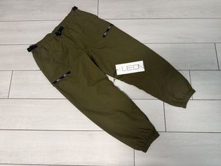 （分類：）位於 。 由 leonleon7 提交（商品編號 1439346839，圖片 1）。簡介： 。