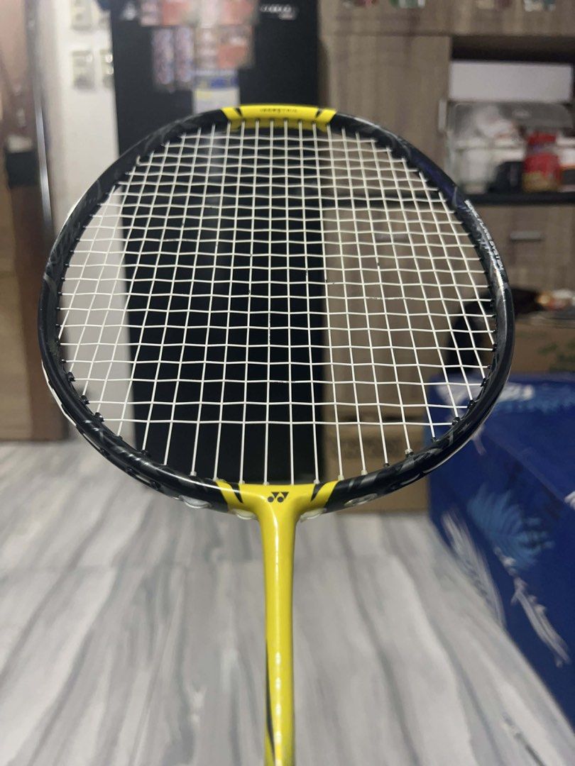 Yonex Badminton Racket (Category: Racket and Ball Sports) located in Manila. Submitted by coolpenguin-675563 (Listing ID 1439383720, Image 2). Description: Nanoflare 1000zz 4u jp coded .