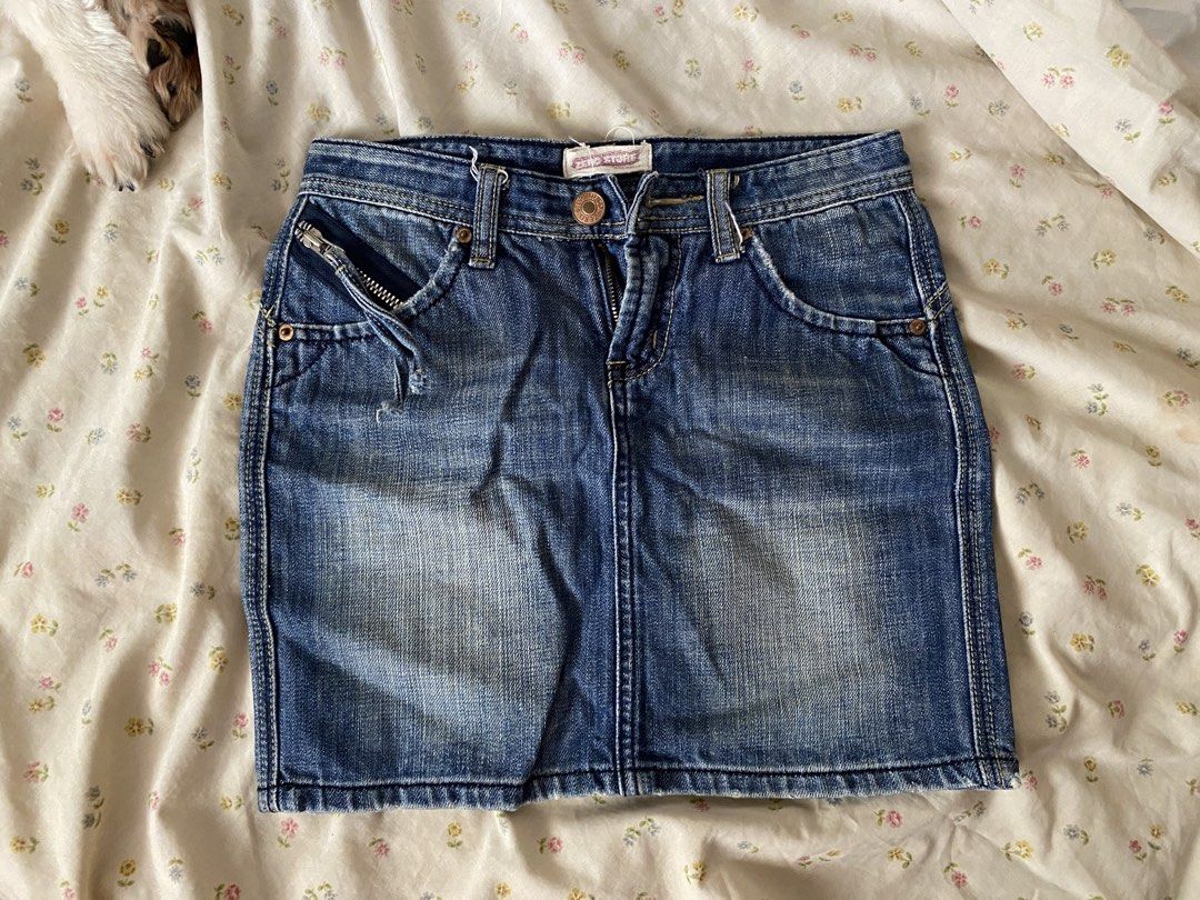 Zero Store Denim Skirt y2k 2000s biker (Category: Skirts) located in San Juan City. Submitted by adore.me (Listing ID 1439291197, Image 2). Description: - Zero Store denim skirt - Size S - Classic five-pocket design - Zip closure - Small zip pocket on front - Faded wash - Red tag detail - Made from cotton and polyurethane blend - size 26.