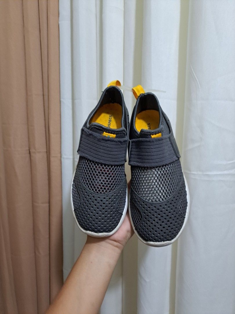 19cm original prospecs shoes,for kid (Category: Babies & Kids Fashion) located in Quezon City. Submitted by kimlynandaya (Listing ID 1439508283, Image 1). Description: Original shoes,for kid sizes us: uk: eur: cm:.