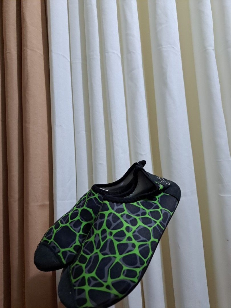 21cm original aqua shoes,for kid (Category: Babies & Kids Fashion) located in Quezon City. Submitted by kimlynandaya (Listing ID 1439522560, Image 3). Description: .