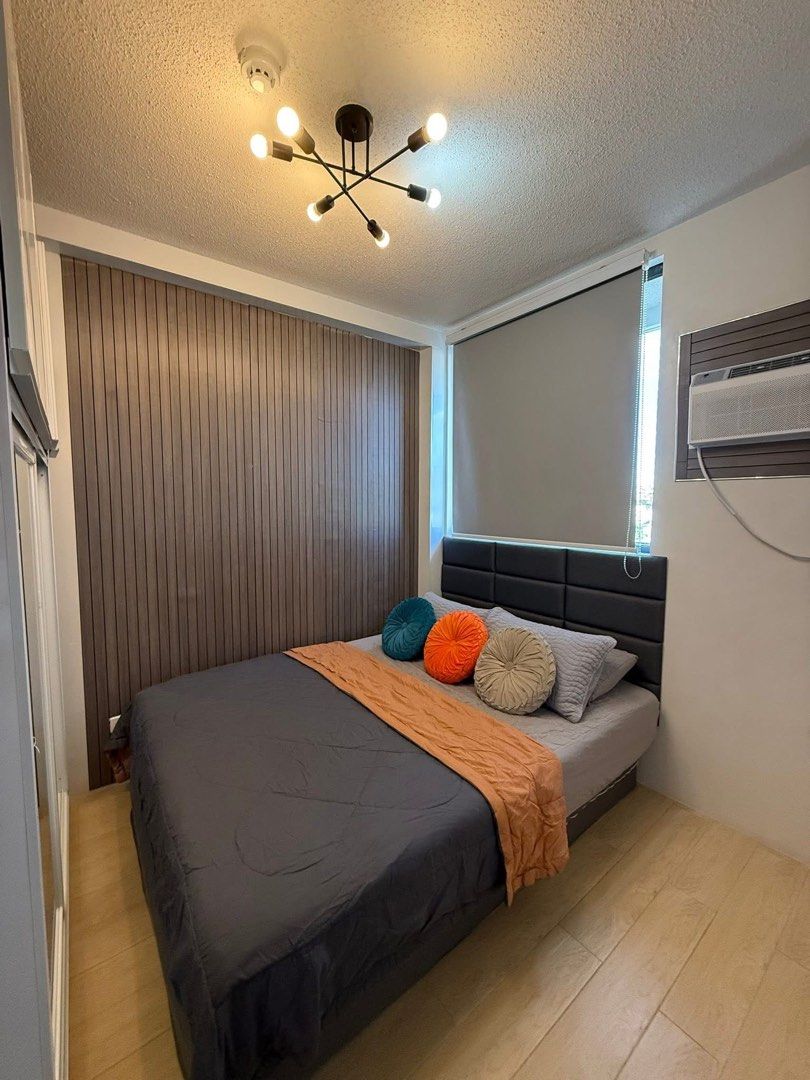 2 Br Panglao Oasis For Sale (Category: Apartments & Condos) located in Taguig. Submitted by brokerle (Listing ID 1439607196, Image 3). Description: FOR SALE - Fully Furnished - 8.8M ✅ 3 Aircons ✅ 1 TV ✅ 1 Dinning table and 2 chairs ✅ 2 High chairs ✅ 1 Sofa- convertible to bed (double size) ✅ 1 Sofa - convertible to bed (single) ✅ 1 Queen size Bed ✅ 1 Refrigerator (All appliances are 1 year old) 2 bed rooms - No parking .