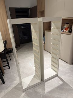 (Category: ) located in . Submitted by heyseeme (Listing ID 1439562195, Image 1). Description: .