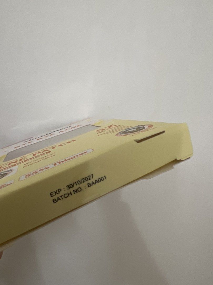 Acne patch (Category: Face Care) located in Jelutong. Submitted by maymeifinds (Listing ID 1439494536, Image 2). Description: SimplyHeal Acne Patch Expiry: 30/10/2027.