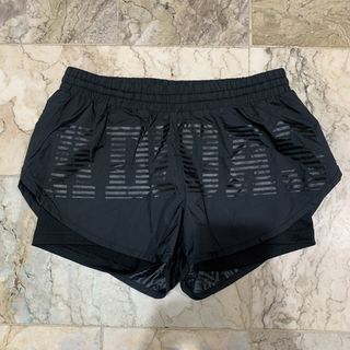 (Category: ) located in . Submitted by closetcleanupsale.ph (Listing ID 1439531468, Image 1). Description: .