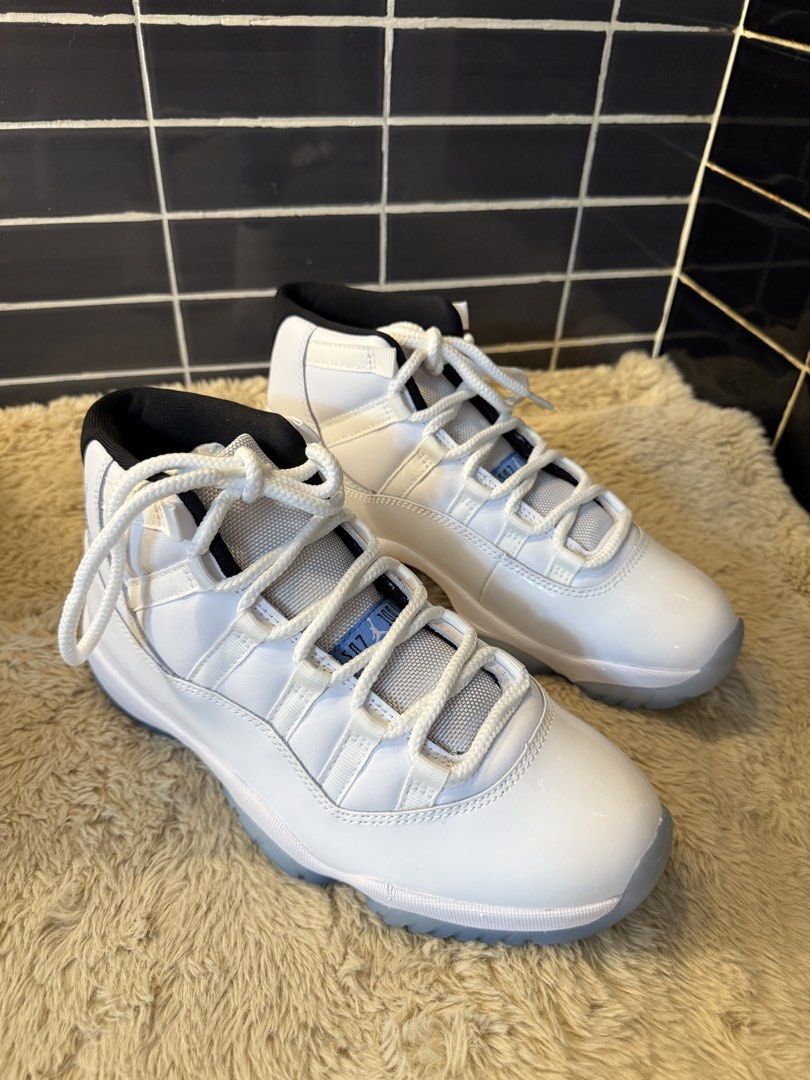 Air Jordan 11 Retro White Ice (Category: Sneakers) located in Quezon City. Submitted by studiothree (Listing ID 1439434851, Image 2). Description: - Comes with original box.