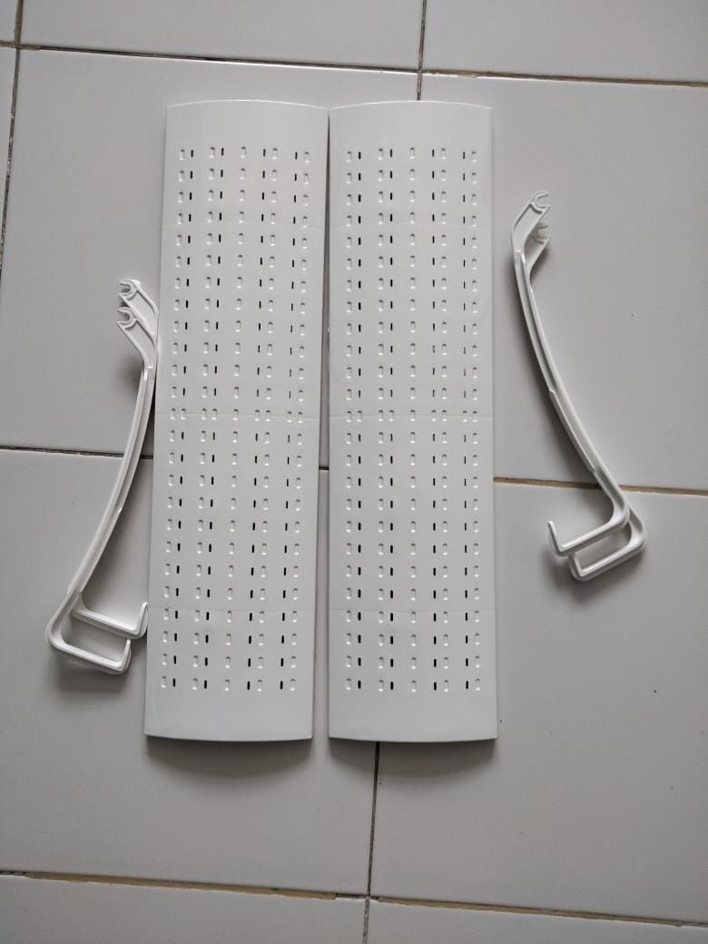 Aircon wind diffuser (Category: Home Improvement Tools & Accessories) located in Kuala Lumpur. Submitted by momoken88 (Listing ID 1439443246, Image 1). Description: - Universal aircon windshield, suitable for all wall-mounted types. - Compatible with 1HP, 1.5HP, and 2HP air conditioners. - Easy installation. - Adjustable flow direction. - Upgraded design. - Dimensions: 60-110cm( adjustable type).