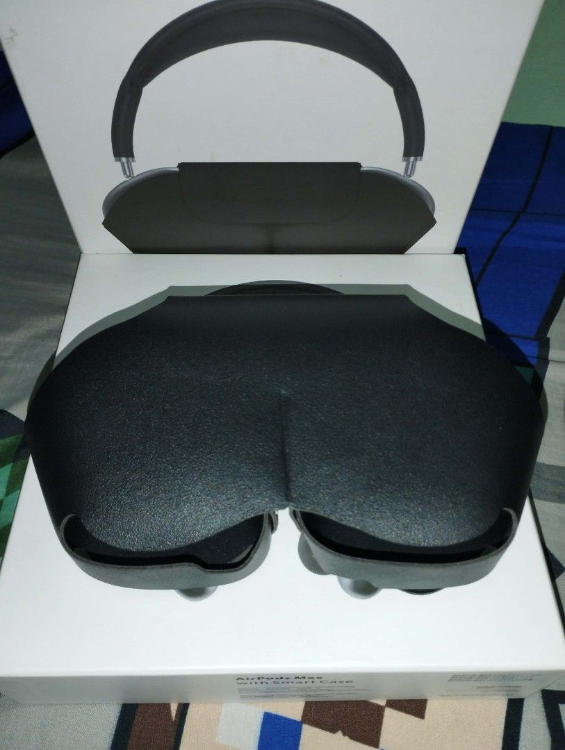 Airpods Max (Category: Headphones & Headsets) located in Agdangan. Submitted by brightbear_22 (Listing ID 1439518299, Image 2). Description: FS: Airpods Max – ₱3,000 + SF (buyer will shoulder sf) RFS: Hindi na nagagamit 📍 Dasmariñas, Cavite ❗ Negotiable❗ ❗ Buy at your own risk no return/no refund❗ 💳 MOP ! No COD! Payment 1st GCASH BDO MAYA Can do half way meet up.